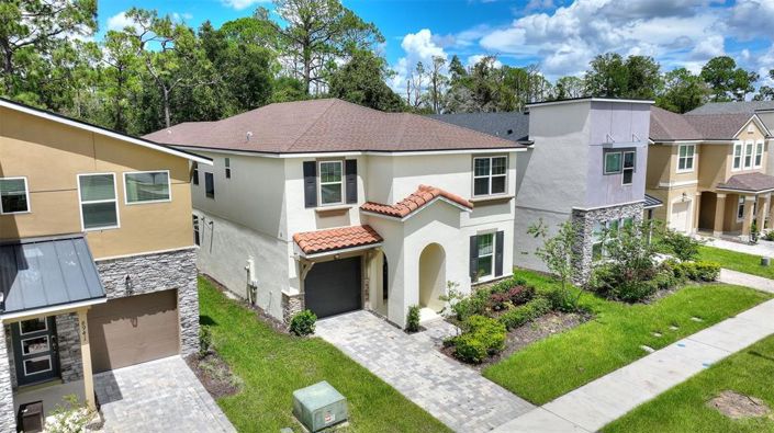 Image No.57-7 Bed Property for sale