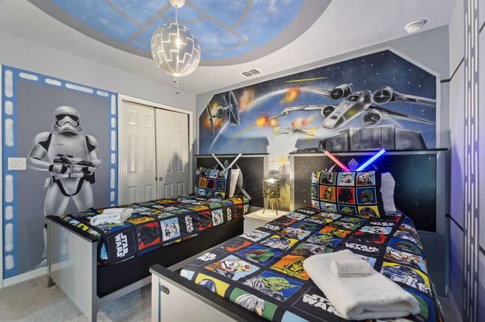 Image No.6-7 Bed Property for sale