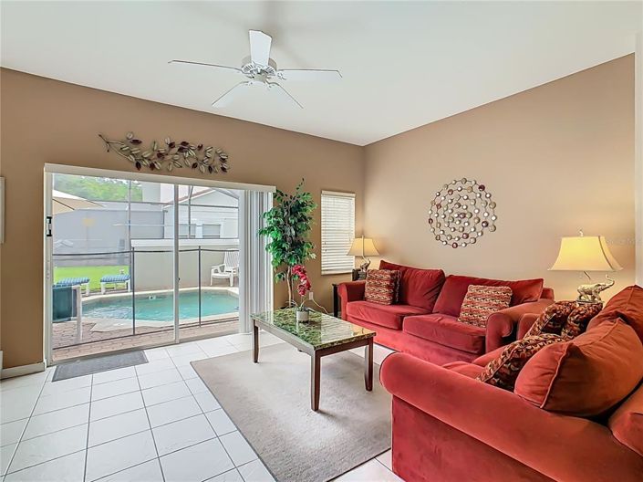 Image No.12-3 Bed Townhouse for sale