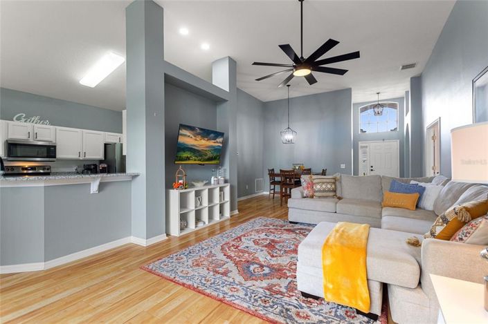 Image No.15-2 Bed Property for sale