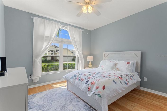 Image No.8-2 Bed Property for sale