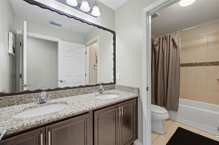 Image No.21-4 Bed Property for sale