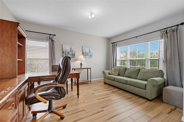 Image No.28-4 Bed Property for sale