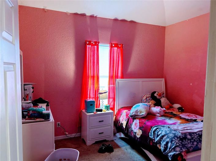 Image No.12-3 Bed Property for sale