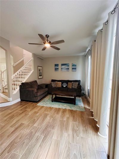 Image No.10-3 Bed Townhouse for sale