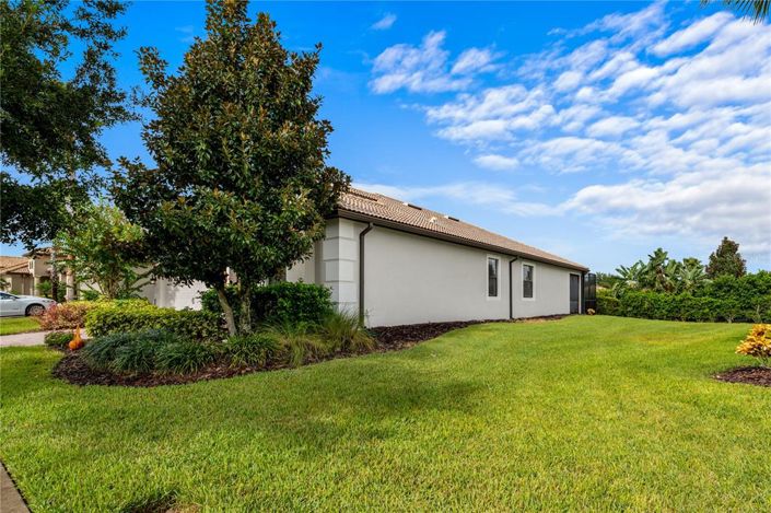 Image No.23-3 Bed Property for sale