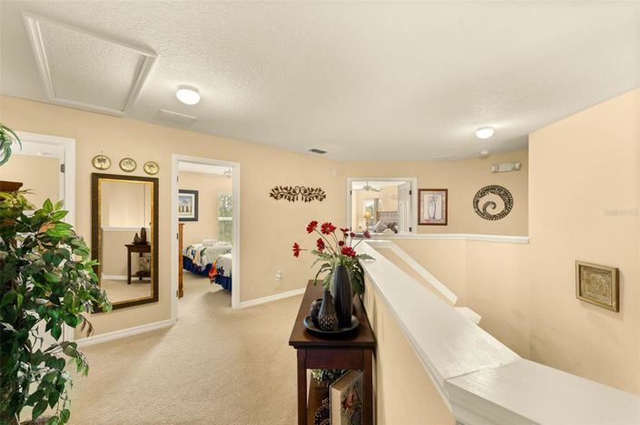 Image No.28-5 Bed Property for sale