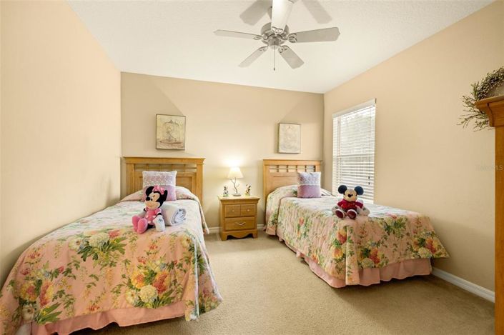 Image No.38-5 Bed Property for sale