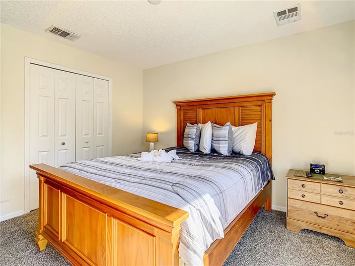 Image No.21-3 Bed Townhouse for sale