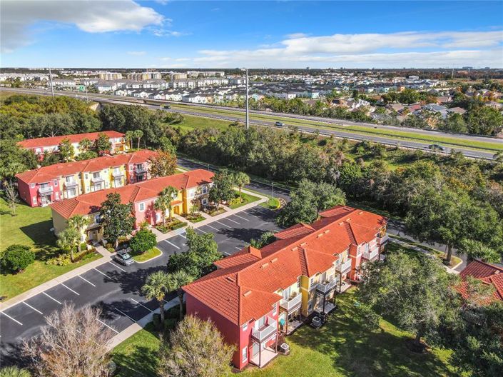 Image No.44-3 Bed Townhouse for sale