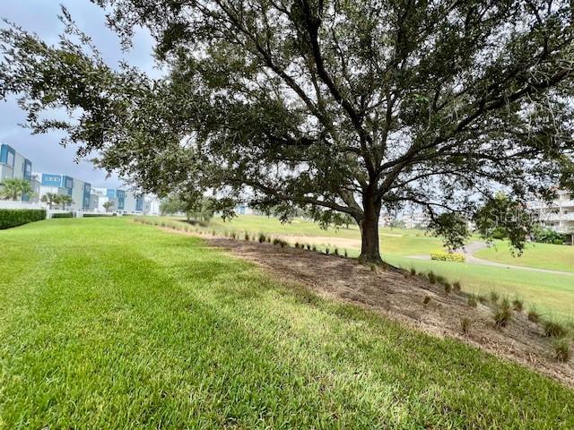 Image No.5-5 Bed Property for sale