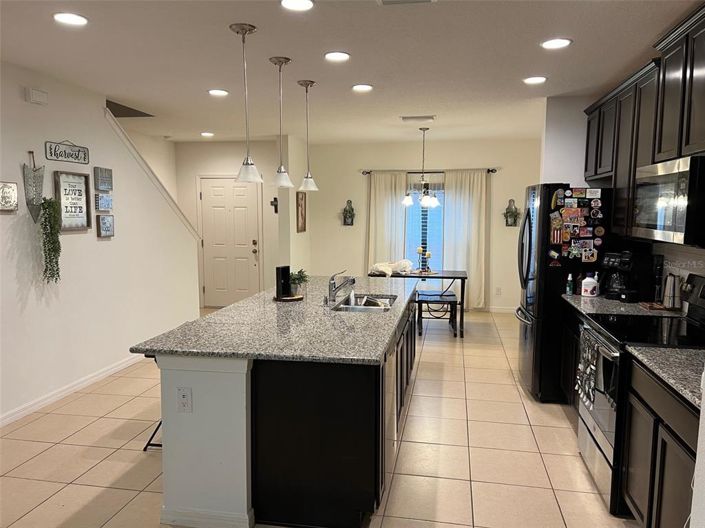 Image No.9-3 Bed Townhouse for sale