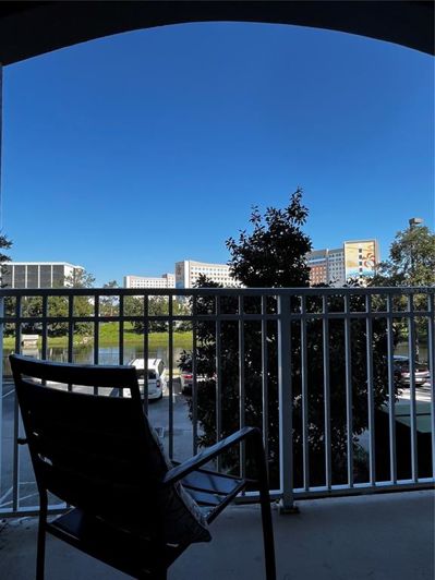 Image No.8-2 Bed Property for sale