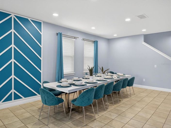 Image No.12-10 Bed Property for sale