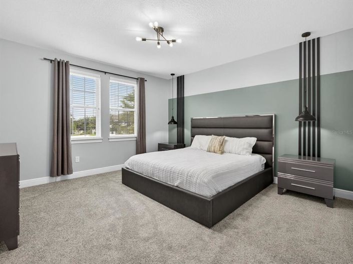 Image No.28-10 Bed Property for sale