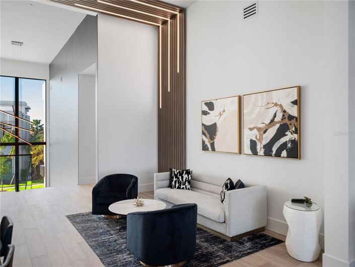 Image No.40-11 Bed Property for sale