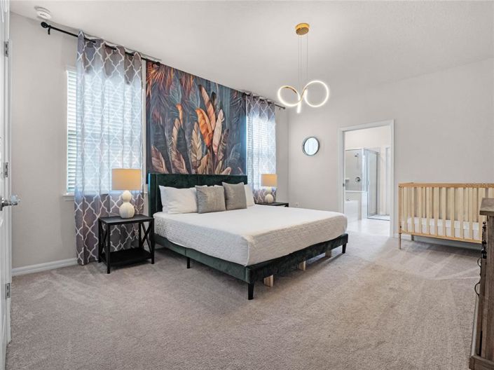 Image No.27-10 Bed Property for sale