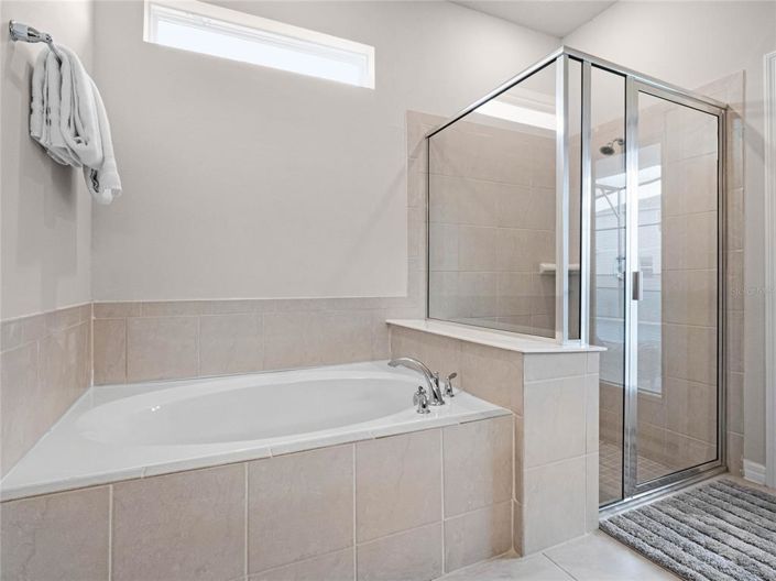 Image No.31-10 Bed Property for sale