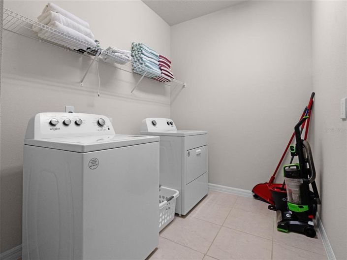 Image No.6-10 Bed Property for sale