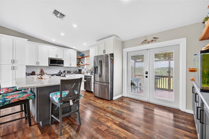 Image No.12-4 Bed Property for sale