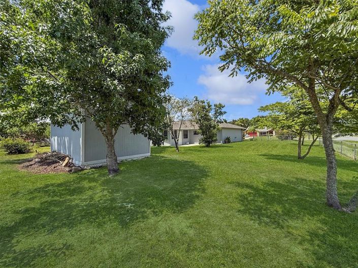 Image No.28-3 Bed Property for sale