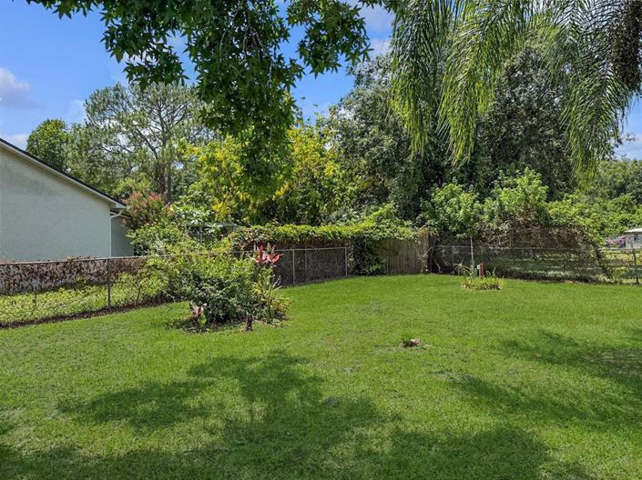 Image No.29-3 Bed Property for sale