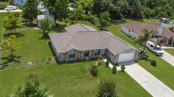 Image No.3-3 Bed Property for sale