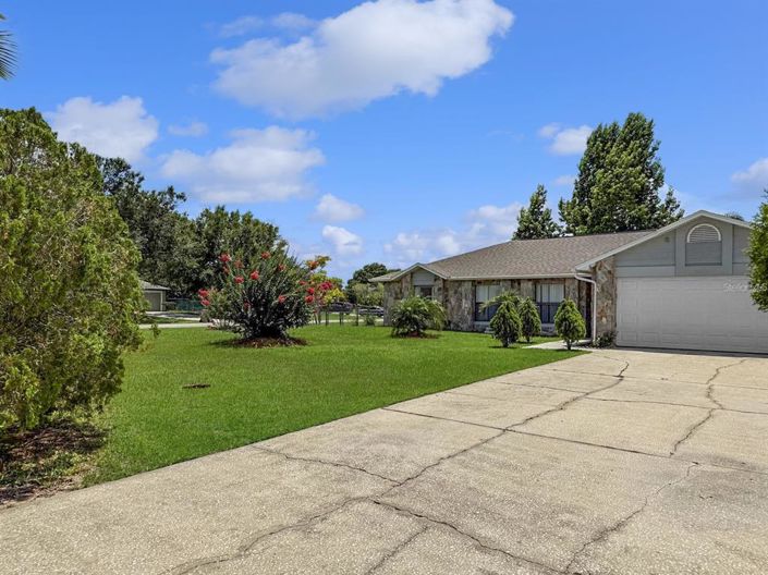 Image No.31-3 Bed Property for sale