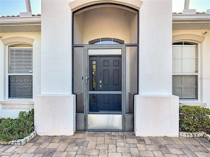 Image No.20-4 Bed Property for sale