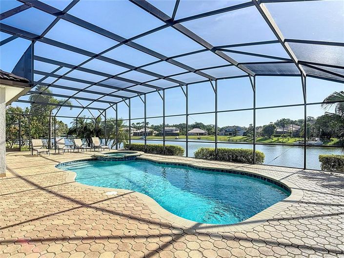 Image No.3-4 Bed Property for sale