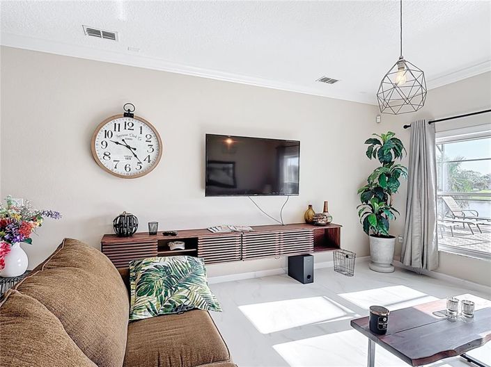 Image No.36-4 Bed Property for sale