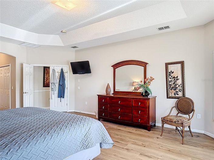 Image No.52-4 Bed Property for sale