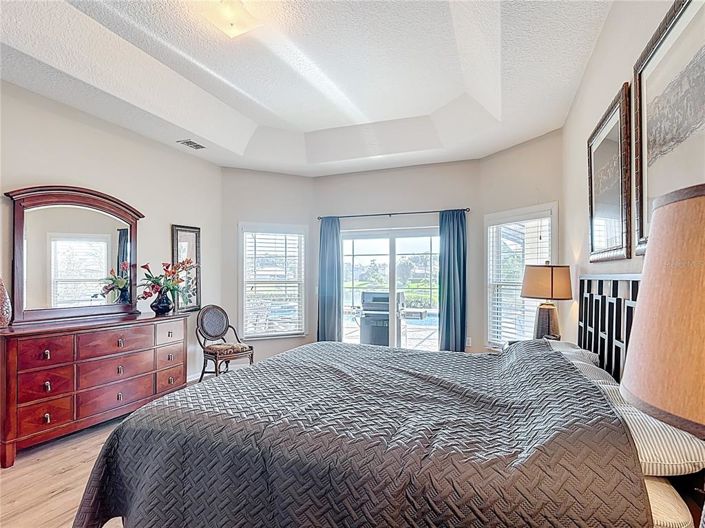 Image No.55-4 Bed Property for sale