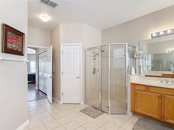 Image No.59-4 Bed Property for sale