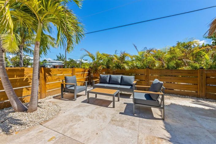 Image No.32-2 Bed Property for sale