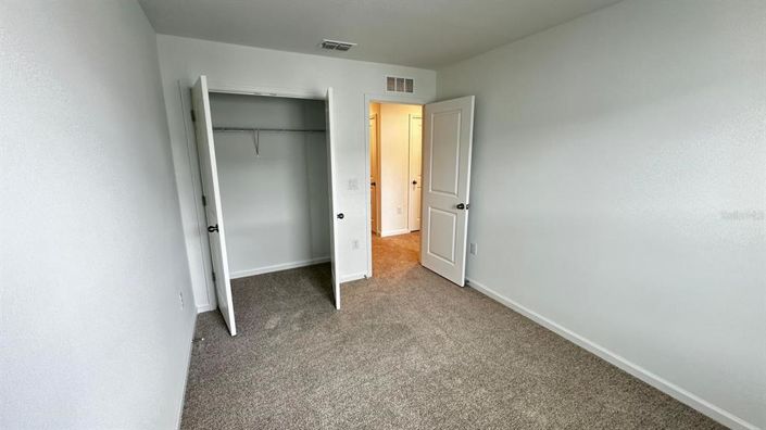 Image No.15-3 Bed Townhouse for sale