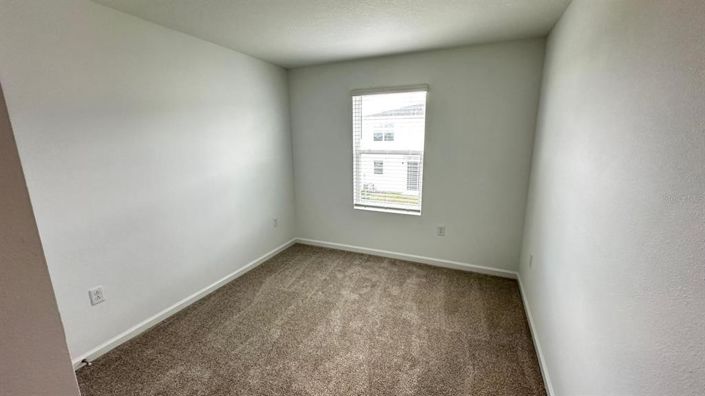 Image No.17-3 Bed Townhouse for sale