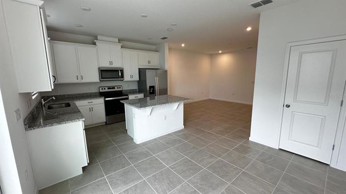 Image No.19-3 Bed Townhouse for sale