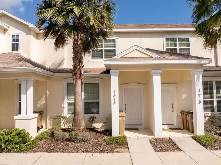 Image No.2-3 Bed Townhouse for sale