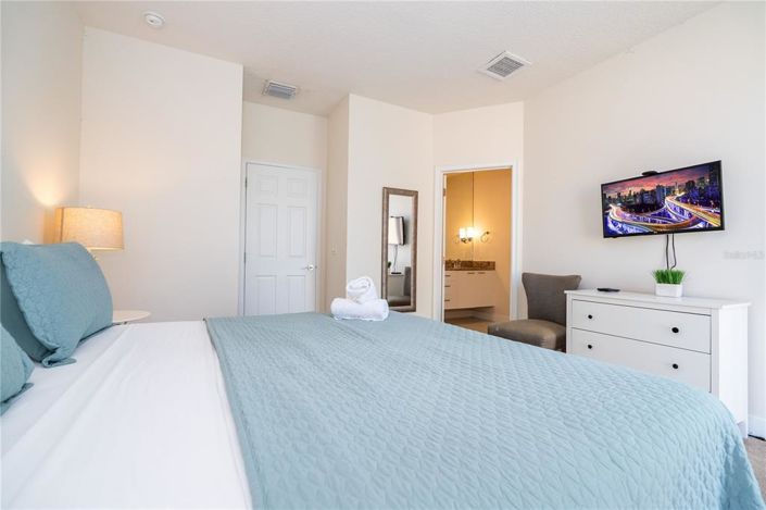 Image No.60-3 Bed Townhouse for sale