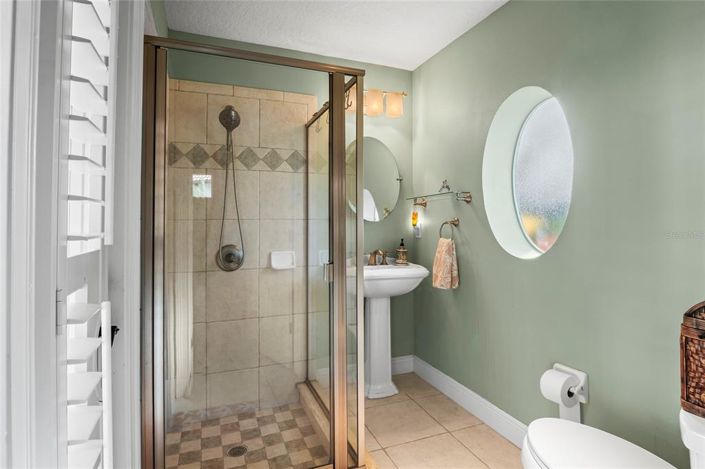 Image No.34-5 Bed Property for sale