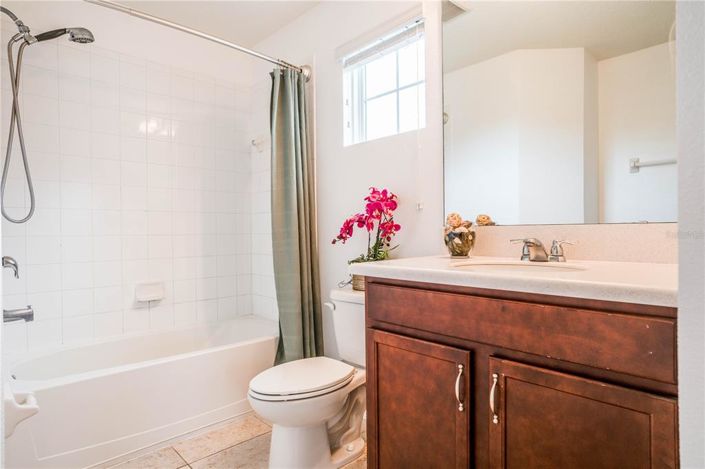 Image No.12-4 Bed Property for sale