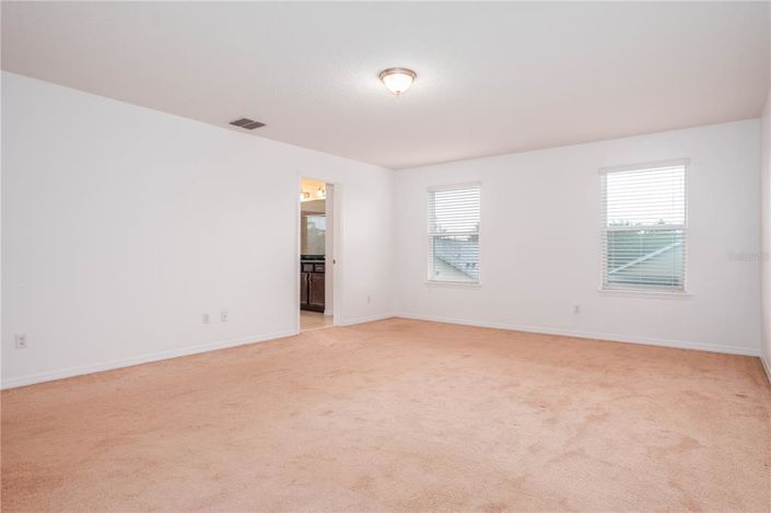 Image No.19-4 Bed Property for sale