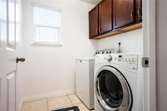 Image No.9-4 Bed Property for sale