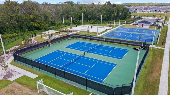 Image No.19-3 Bed Property for sale