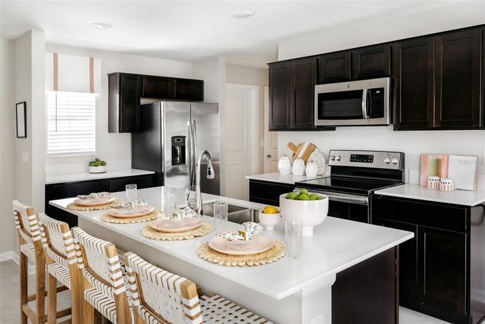 Image No.5-3 Bed Property for sale