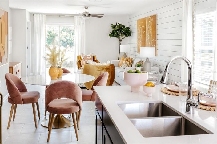 Image No.6-3 Bed Property for sale