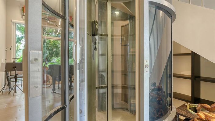 Image No.11-3 Bed Property for sale