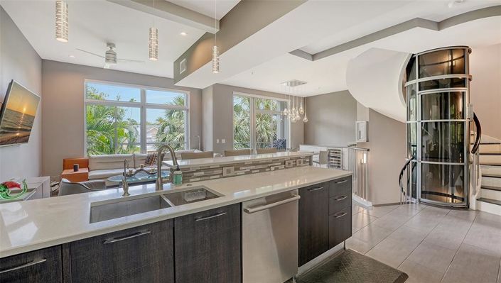 Image No.18-3 Bed Property for sale