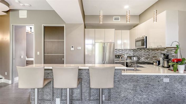 Image No.19-3 Bed Property for sale